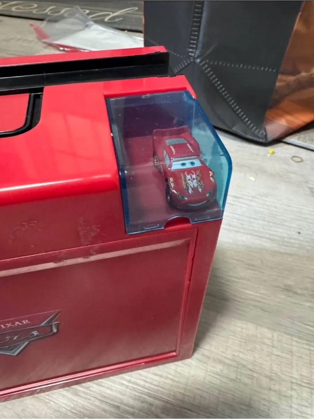 Disney Cars Red Lightning McQueen Carry Case Playset